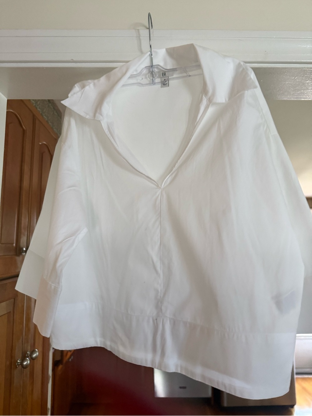 White Women’s cotton V-Neck Collared Top